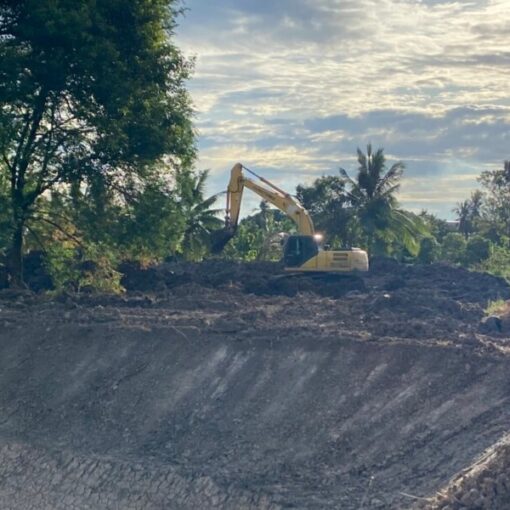 kunbackhoe-com บริการให้เช่ารถแม็คโคร รถขุดดิน (12)