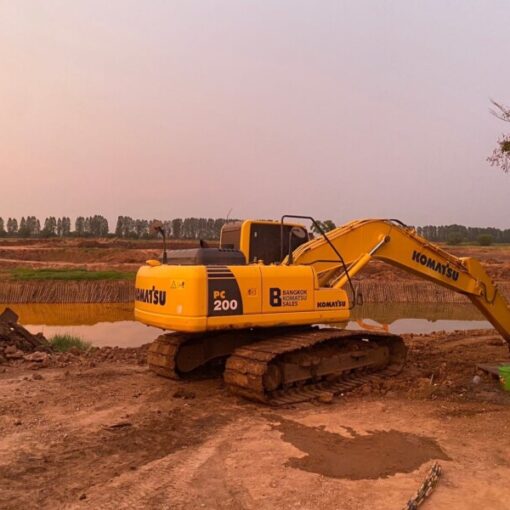 kunbackhoe-com บริการให้เช่ารถแม็คโคร รถขุดดิน (15)